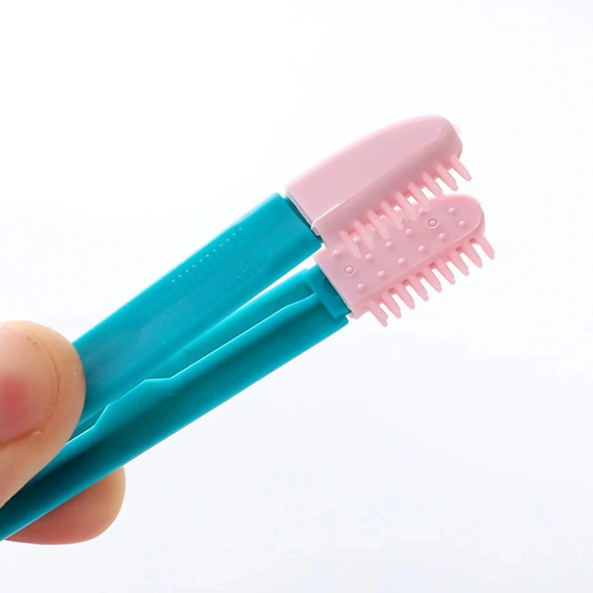 Brosse crottes d'œil pour chat 